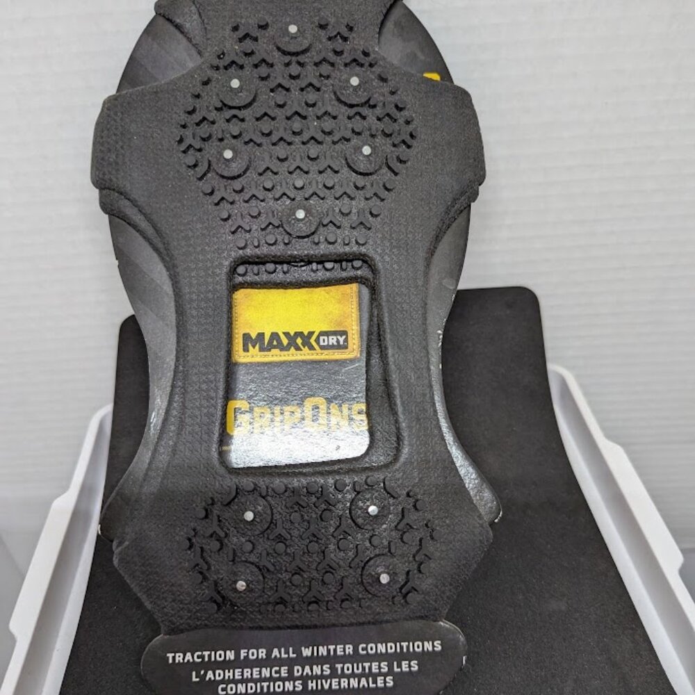 Maxx Dry Gripon Ice and Snow Traction Cleats - Size LARGE NEW Never Slip